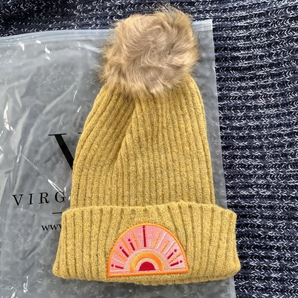 Virginia Wolf hat - Picture 2 of 4